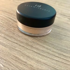 bareMinerals i.d. Powder Foundation fairly light